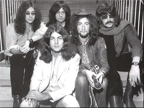 deep-purple-250344.jpg