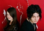 the-white-stripes-85042.jpg