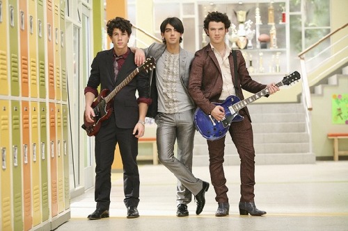 jonas-brothers-11676.jpg