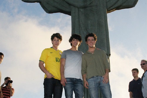 jonas-brothers-17294.jpg