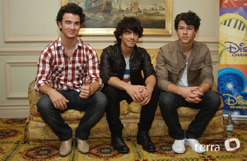 jonas-brothers-17299.jpg
