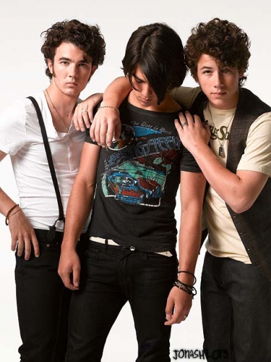jonas-brothers-17329.jpg