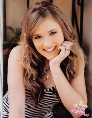 Photoshoot 02 Emily Osment 30 b ezna 2011 v 1845 Bella 