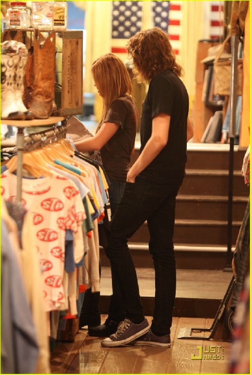 Miley a Braison nakupují