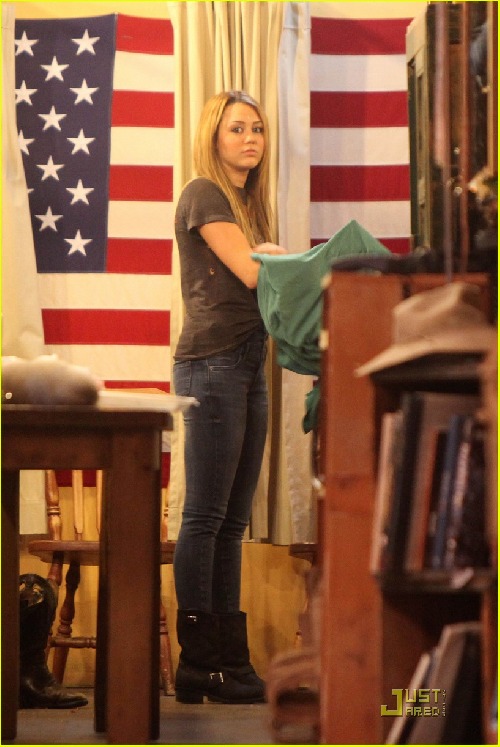 Určitě by Miley slušelo :)