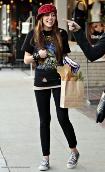 Miley Cyrus miley-cyrus-56733.jpg