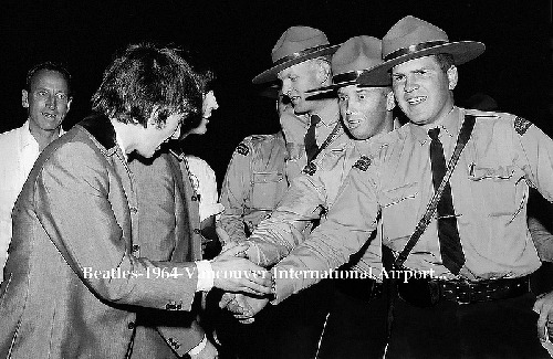 Beatles-1964-Vancouver International Airport... odlet