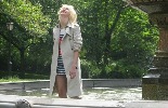 momsen-taylor-71558.jpg