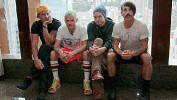 red-hot-chili-peppers-446966.jpg