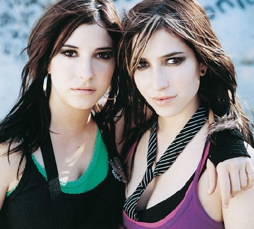the-veronicas-2274.jpg