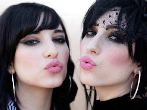 the-veronicas-2304.jpg