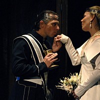Janek Ledecký (Claudius), Elin Špidlová (Gertrůda)
