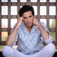 mika-656000-w200.jpg