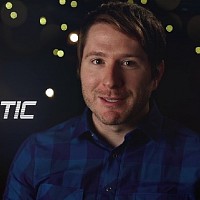 owl-city-596296-w200.jpg