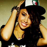 jasmine-villegas-304003-w200.jpg