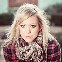 Amy Stroup Far From Yesterday text KaraokeTexty.cz