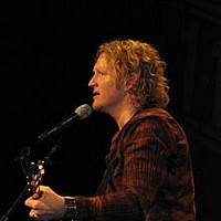 Tim Hawkins Pretty Pink Tractor Text Karaoketexty Cz From tim's new pretty pink tractor cd which also includes the government can + homeschool blues + 14 more new and classic comedy songs. tim hawkins pretty pink tractor