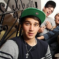 janoskians-361045-w200.jpg