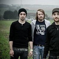 daysofstatic-524929-w200.jpg