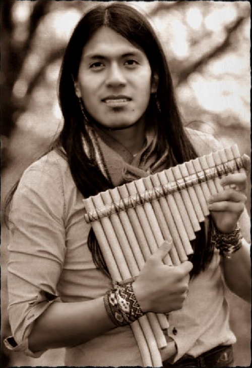 Индеец музыкант. Лео Рохас. Музыкант Leo Rojas. Перуанская флейта Лео Рохаса. Leo Rojas Лео Рохас.
