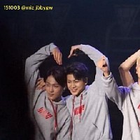 <3