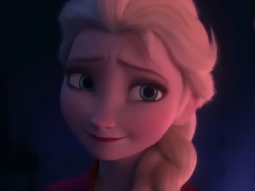 Elsa se usmívá