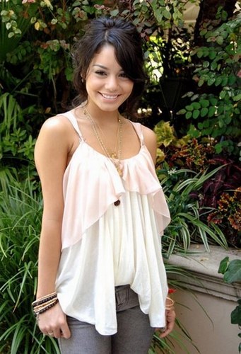 NessyHudgens