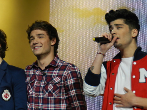 Liam a Zayn - East Rutherford, 25.05.2012