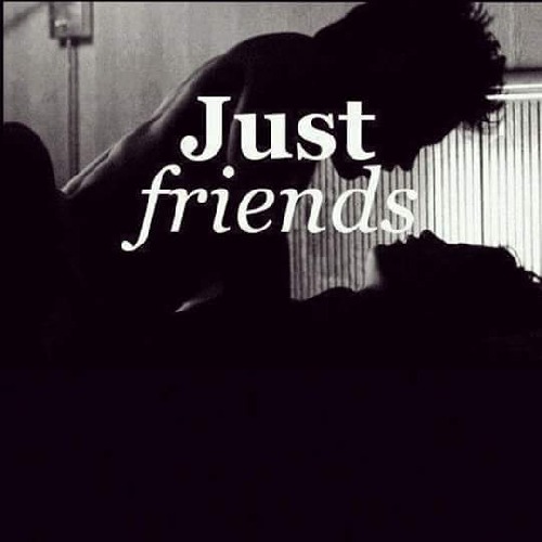 Just friends. Дима Карташов просто друзья. Just friends Мем. Мы просто друзья. Просто друзья надпись.